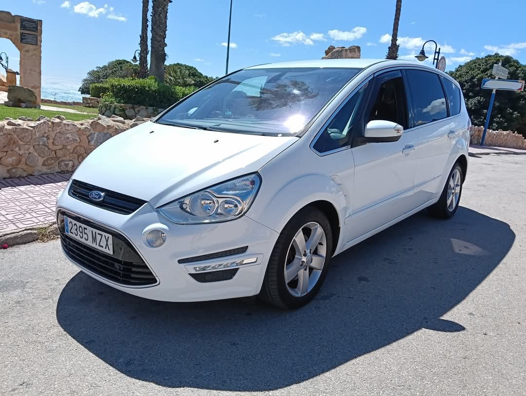 Ford S-Max