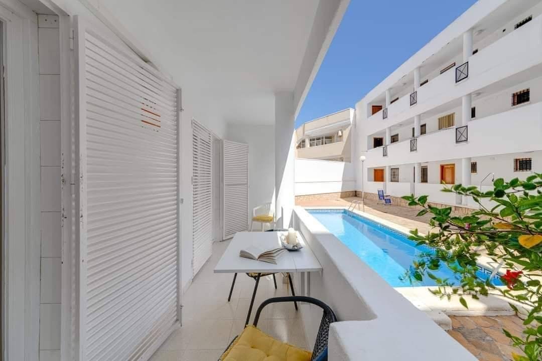 239, Avenida Diego Ramírez Pastor , Torrevieja