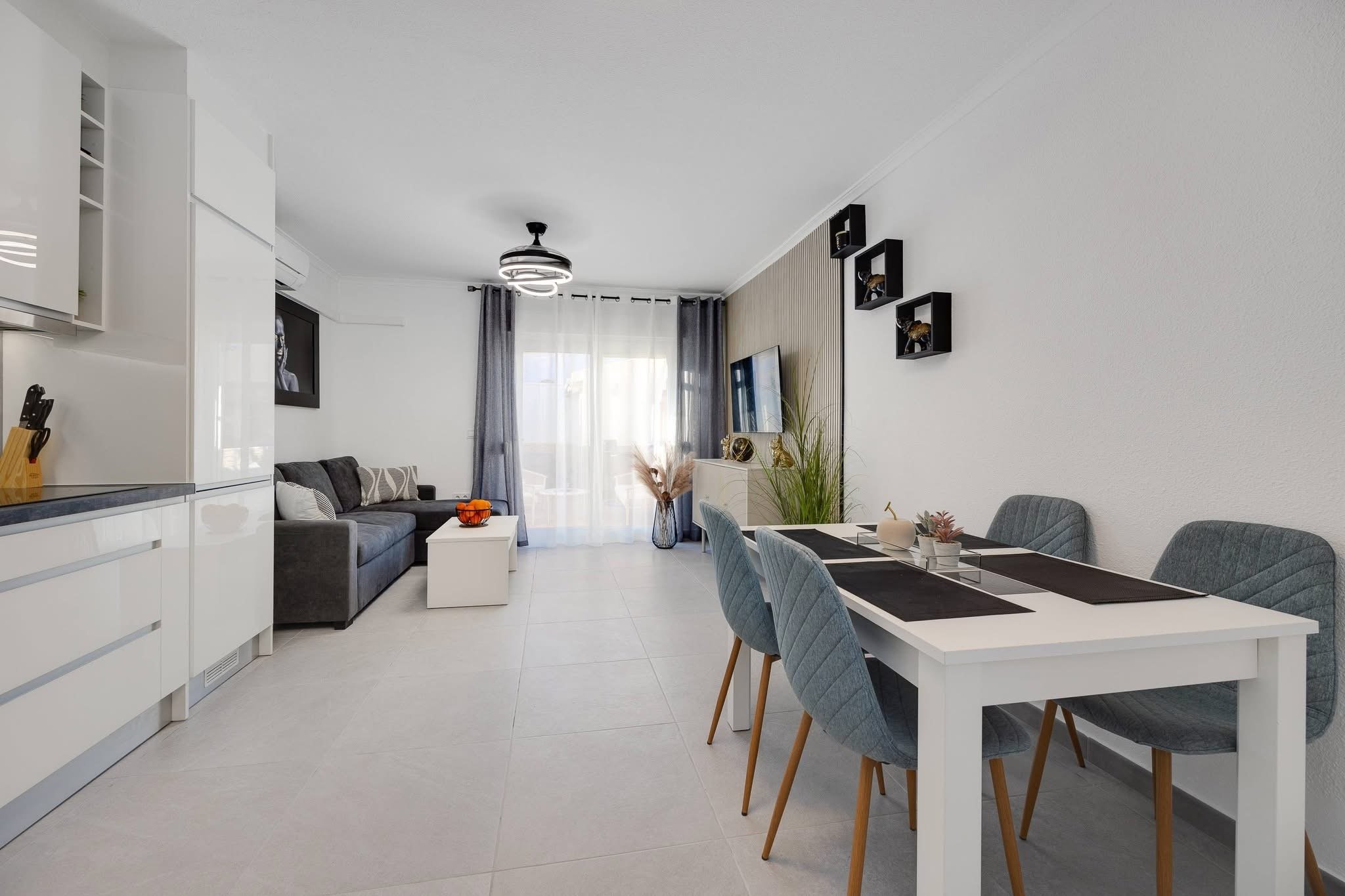 75, calle Madame Curie, Torrevieja