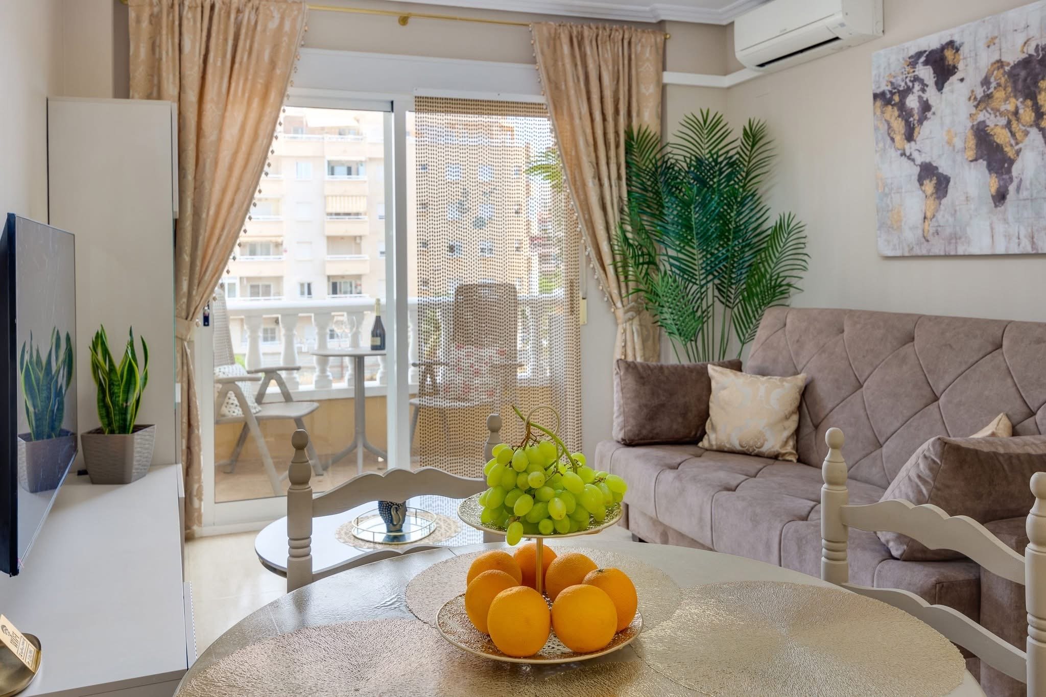 C.de Pedro Lorca 160, Torrevieja