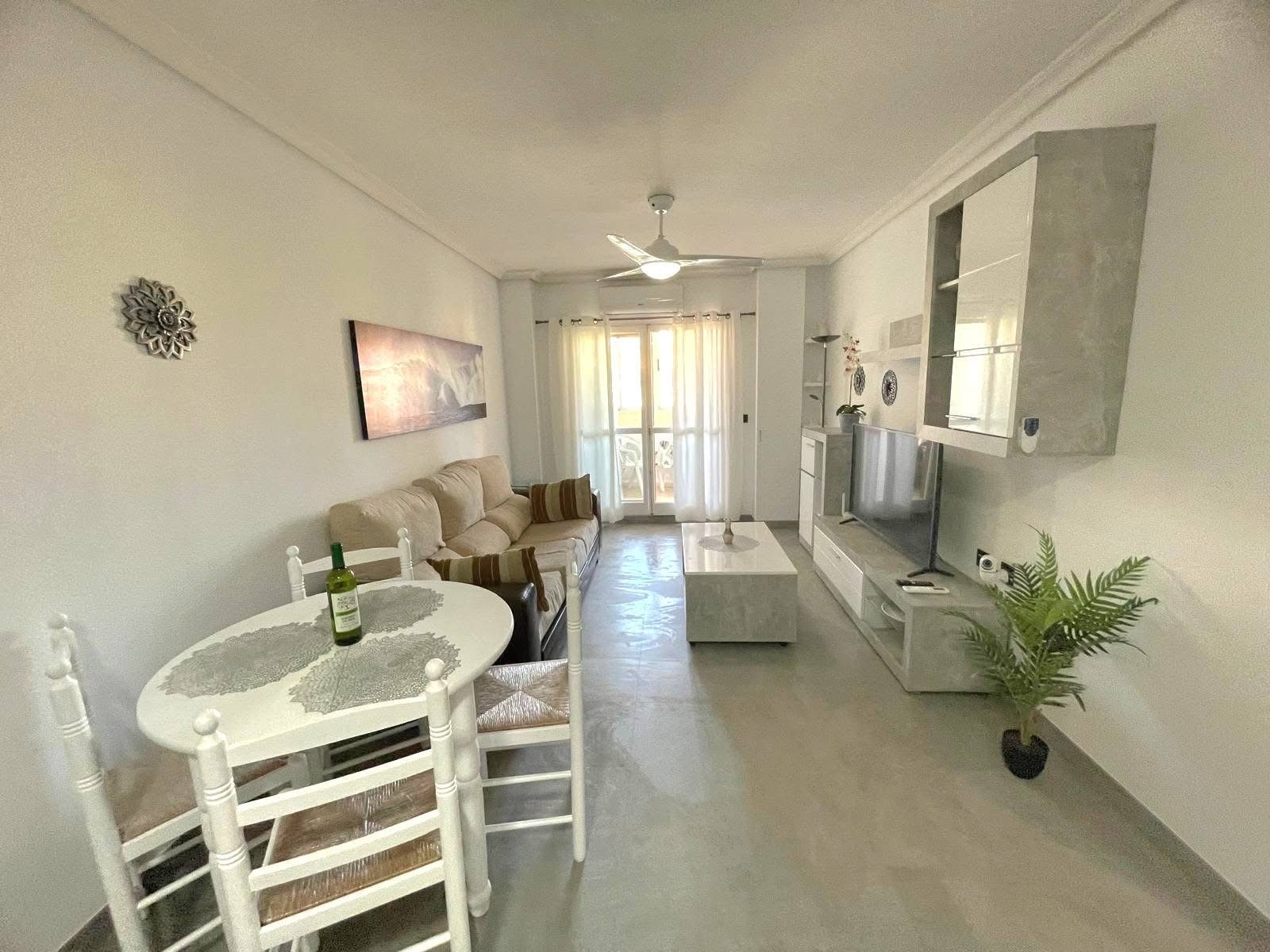 Av.de Holanda 28, la Mata