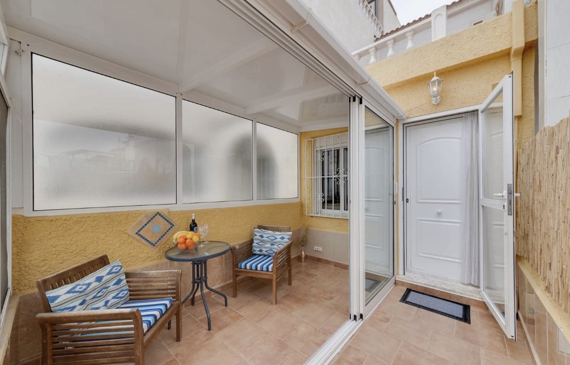 Urano 33, Torrevieja