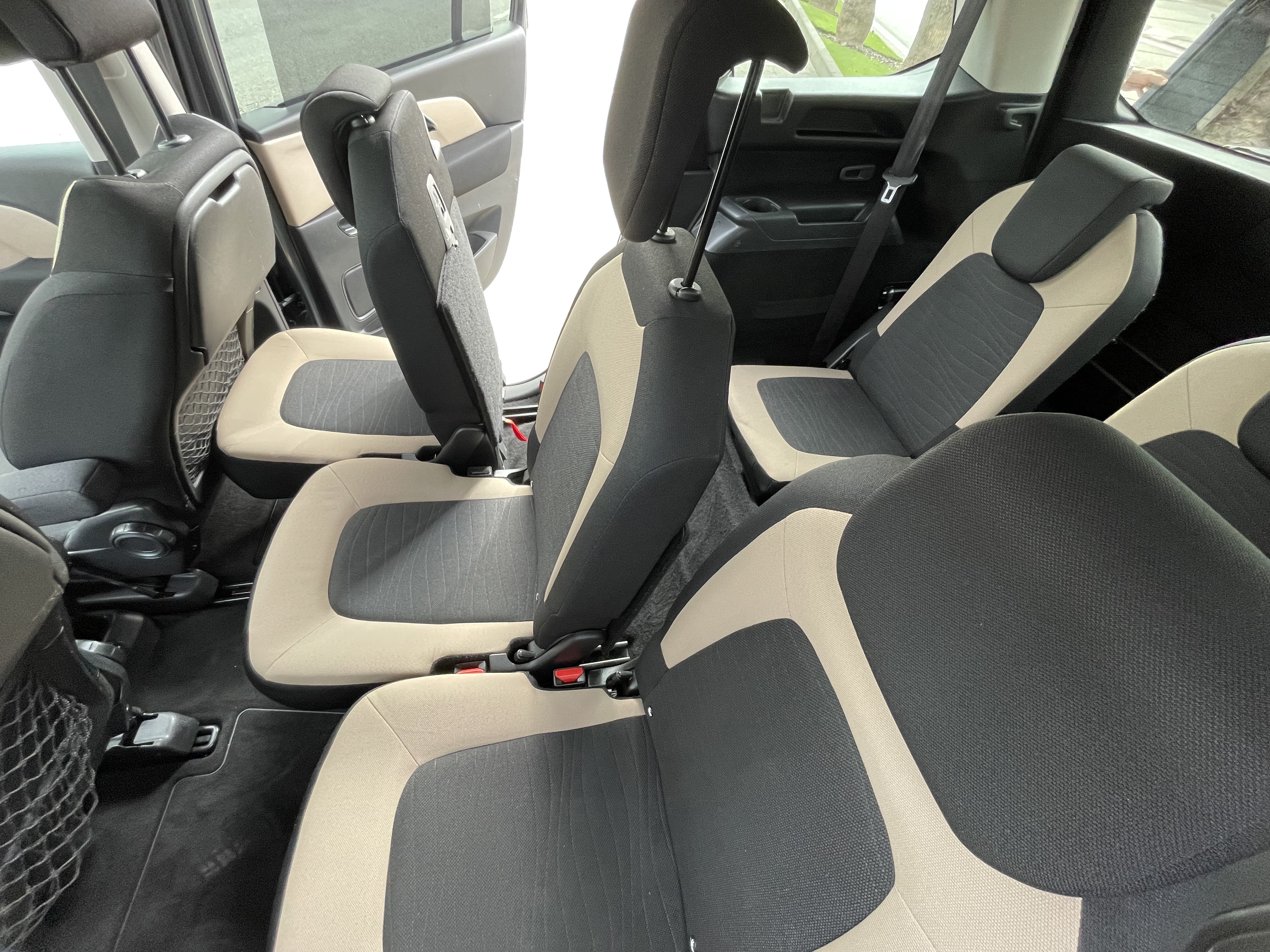 Citroen C4 Picasso-IMG_2211.jpeg