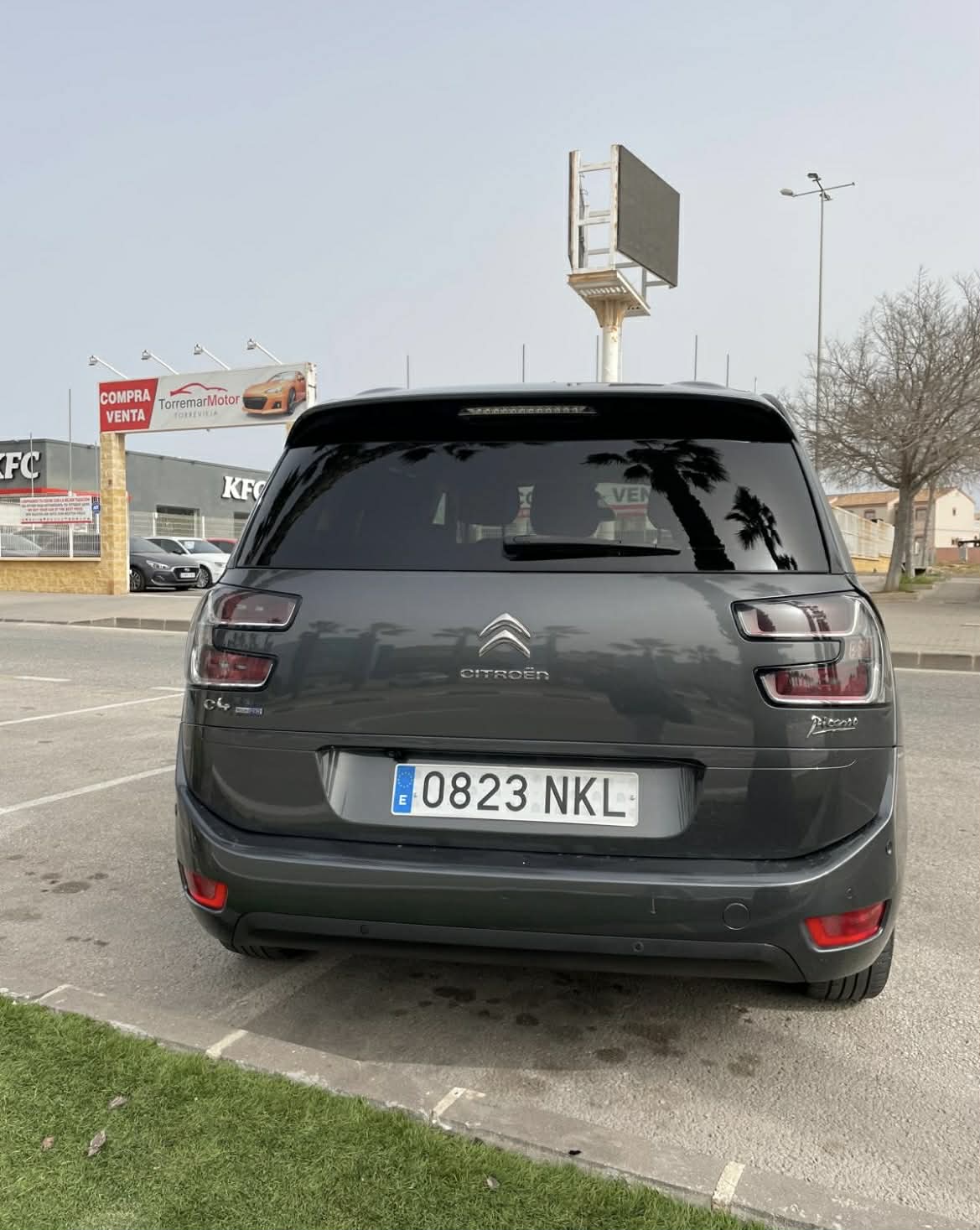 Citroen C4 Picasso-att.J3LCWwWl4zQywRutCPy113Cw5SWnNuwDQxWzLCNcfdc.jpeg