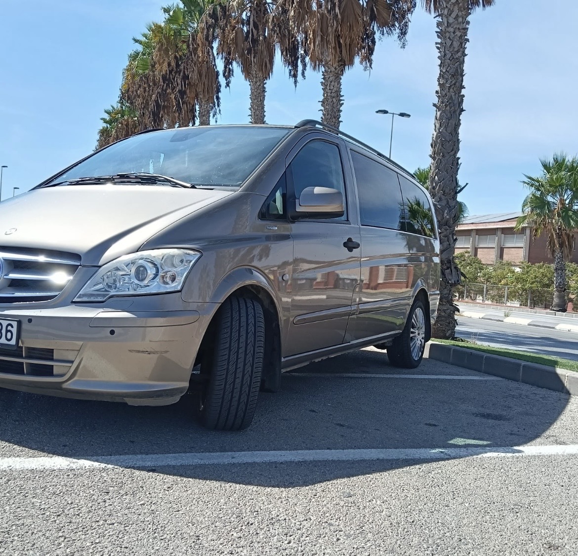 Mercedes-Benz Vito-IMG_5429.jpeg