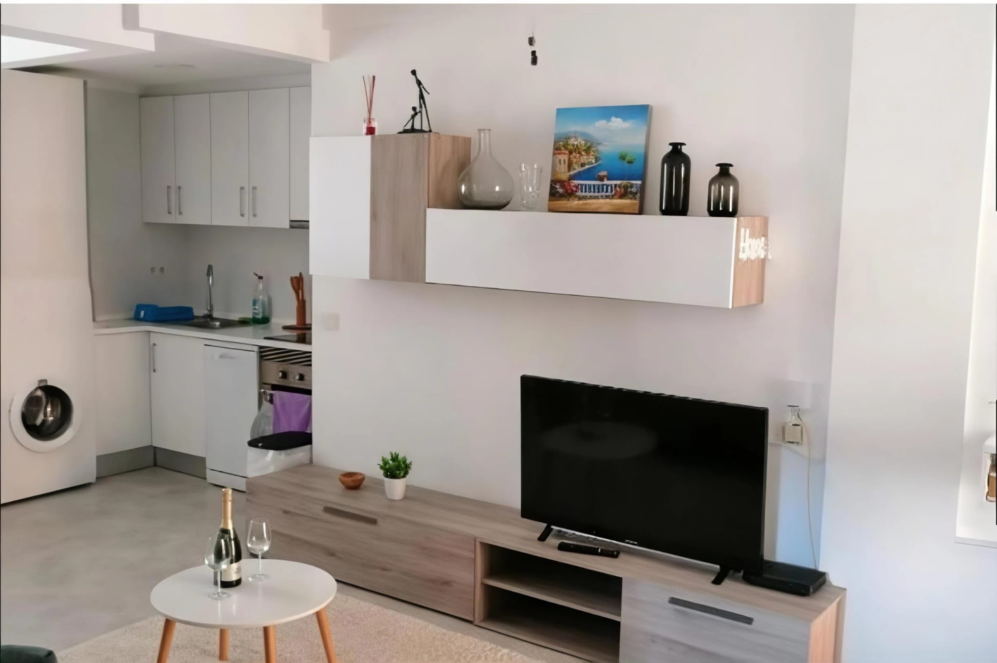 Rent Apartments with 3 bedrooms at C.Valencia 18, Torrevieja